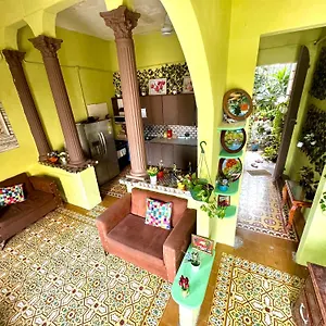  Hostal La Espanola