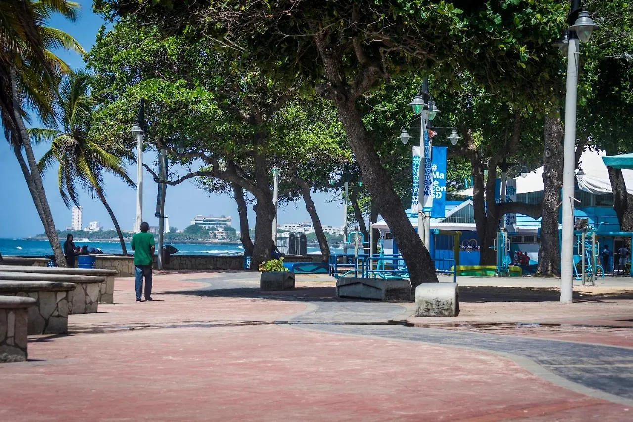 Malecon Rooms Y Hotel Santo Domingo Guest house